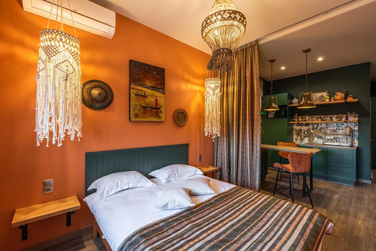 Eco Apartments In French Quarter Kyiv Exterior photo
